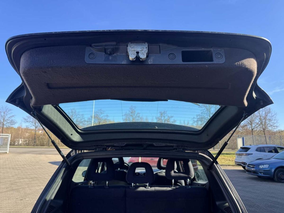 Mercedes A Klasse W169 original Heckklappe mit Heckscheibe 696 Nachtschwarz Bj.2001